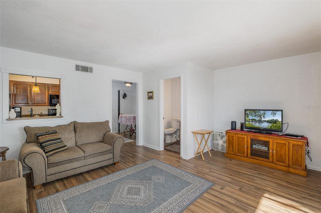 9001 TUDOR DRIVE H210, Tampa, FL 33615