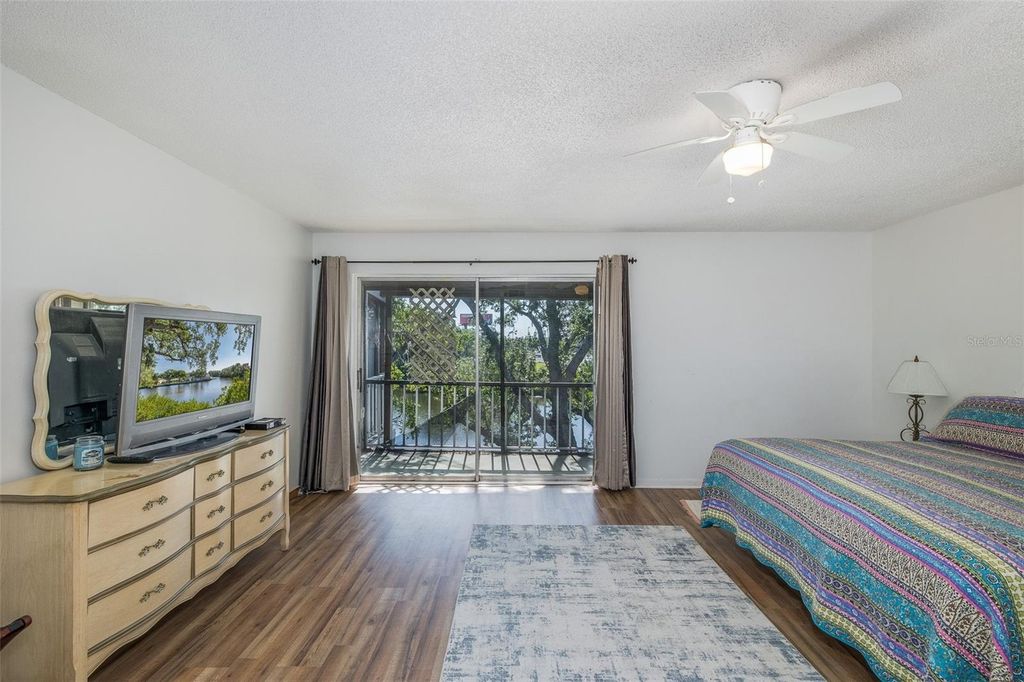 Image 18 of property listing at 9001 TUDOR DRIVE H210, Tampa, FL 33615