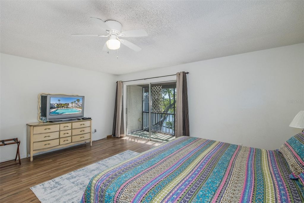 Image 19 of property listing at 9001 TUDOR DRIVE H210, Tampa, FL 33615