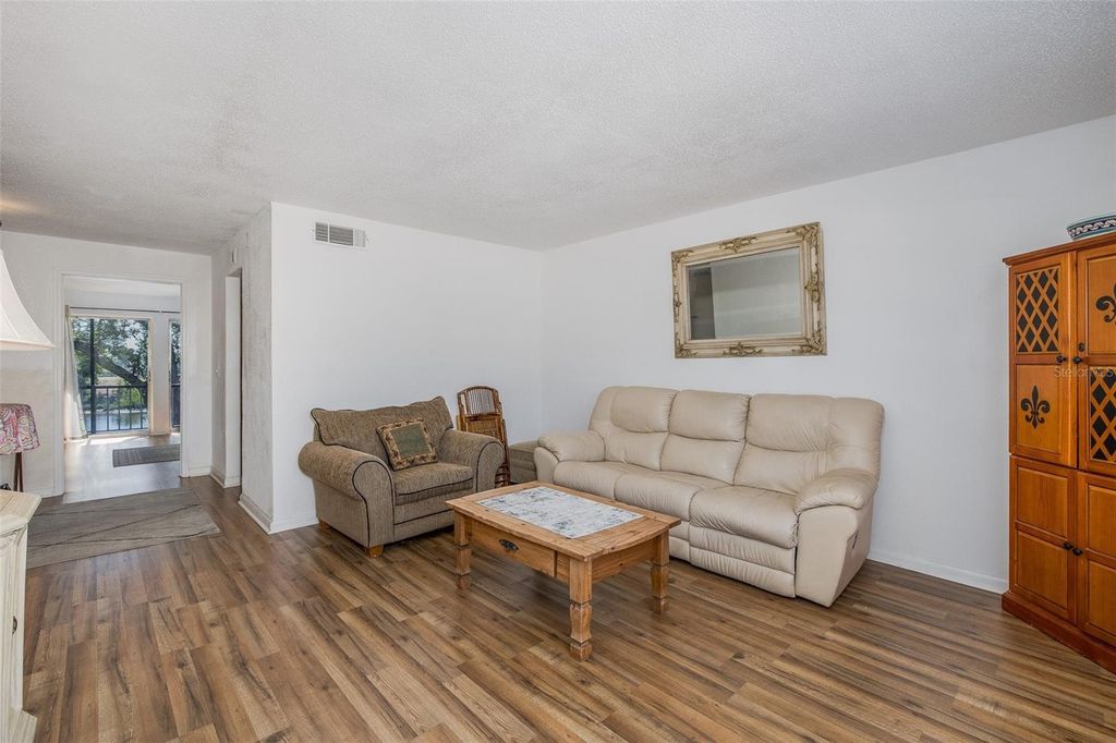 Image 30 of property listing at 9001 TUDOR DRIVE H210, Tampa, FL 33615