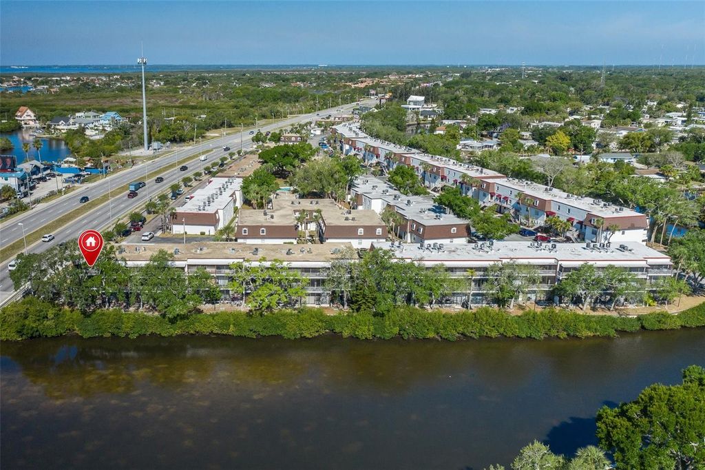 Image 4 of property listing at 9001 TUDOR DRIVE H210, Tampa, FL 33615