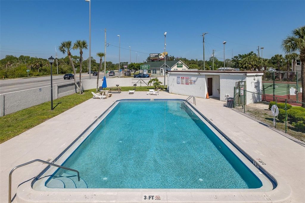 Image 38 of property listing at 9001 TUDOR DRIVE H210, Tampa, FL 33615