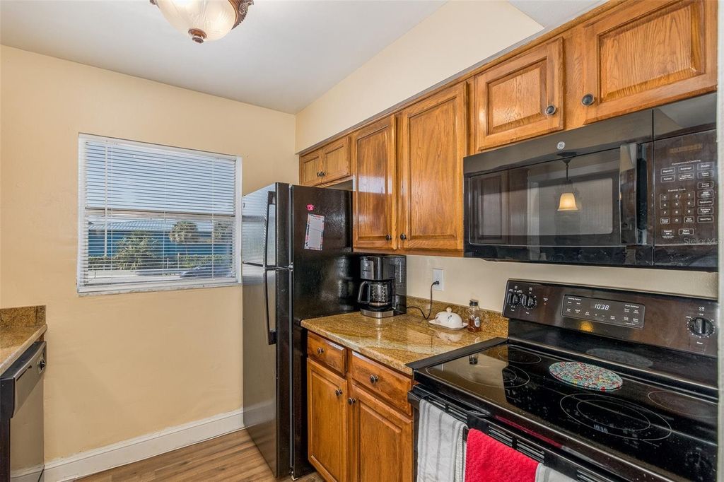 Image 7 of property listing at 9001 TUDOR DRIVE H210, Tampa, FL 33615