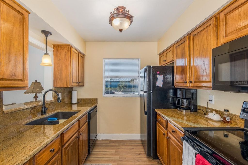 Image 8 of property listing at 9001 TUDOR DRIVE H210, Tampa, FL 33615