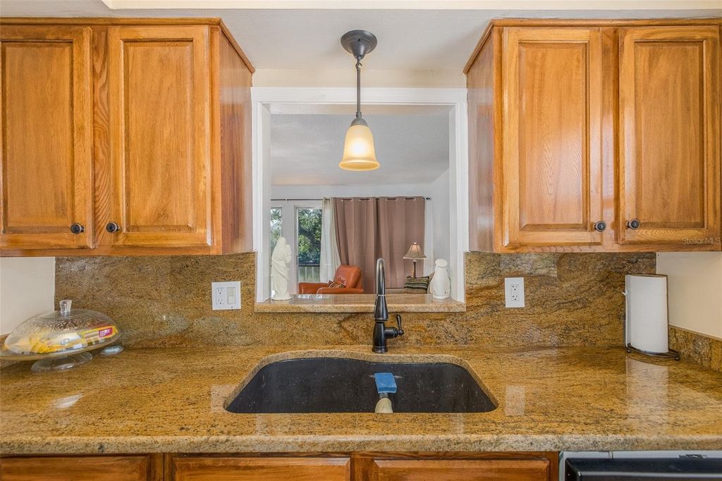 Image 9 of property listing at 9001 TUDOR DRIVE H210, Tampa, FL 33615