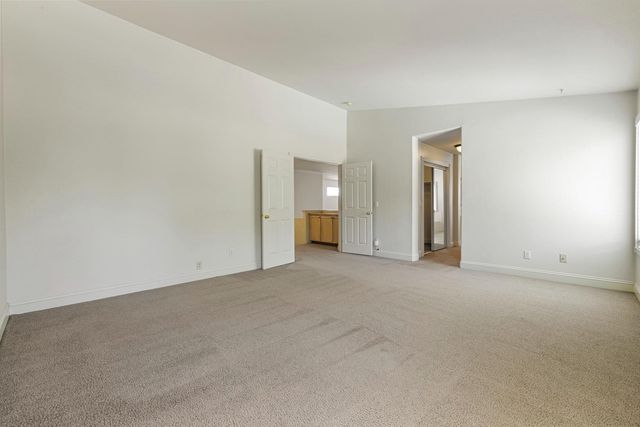 813 Boulder Ave, Lathrop, CA 95330