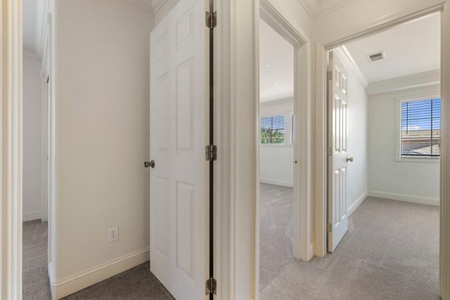 813 Boulder Ave, Lathrop, CA 95330