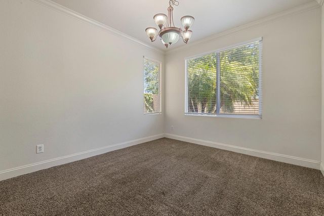 813 Boulder Ave, Lathrop, CA 95330