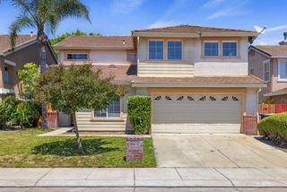 813 Boulder Ave, Lathrop, CA 95330