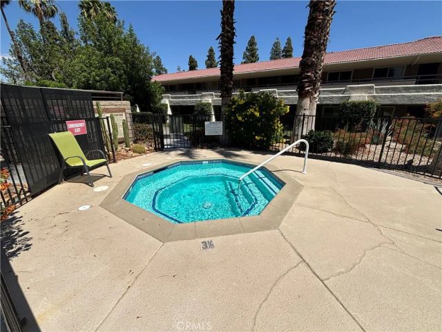 2860 N Los Felices 210, Palm Springs, CA 92262