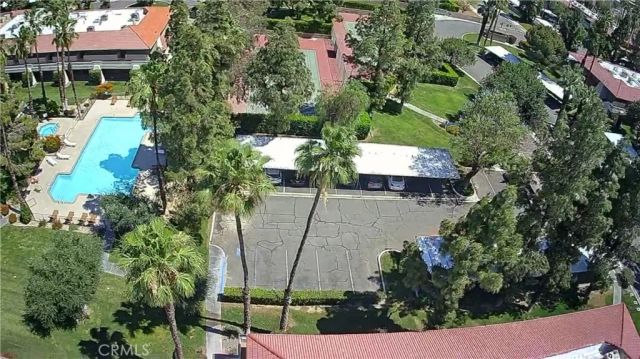 2860 N Los Felices 210, Palm Springs, CA 92262
