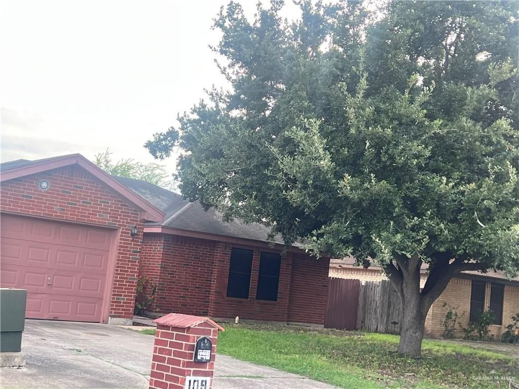 109 E 18th E Street, San Juan, TX 78589