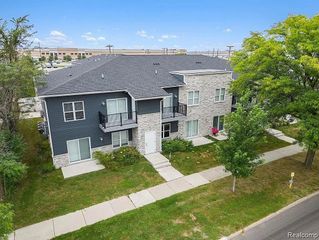 1251 E WOODWARD HEIGHTS Boulevard 13, Hazel Park, MI 48030