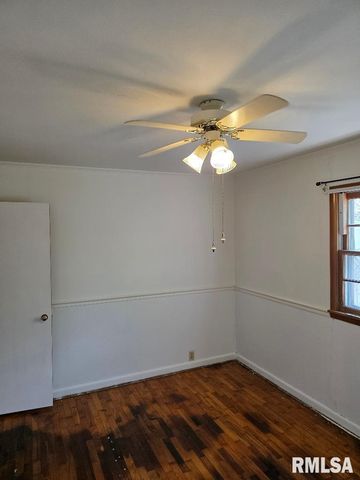 516 FREDERICK Street, Herrin, IL 62948