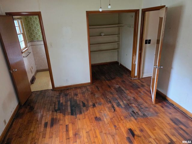 516 FREDERICK Street, Herrin, IL 62948