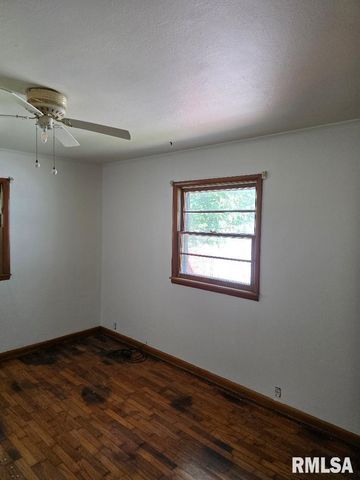 516 FREDERICK Street, Herrin, IL 62948