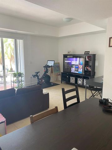 11357 NW 42nd Ter 11357, Doral, FL 33178