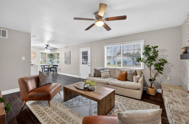 3425 Wemberley Dr, Sacramento, CA 95864