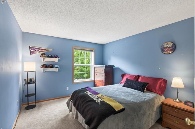 1994 Siefert Street, Chaska, MN 55318