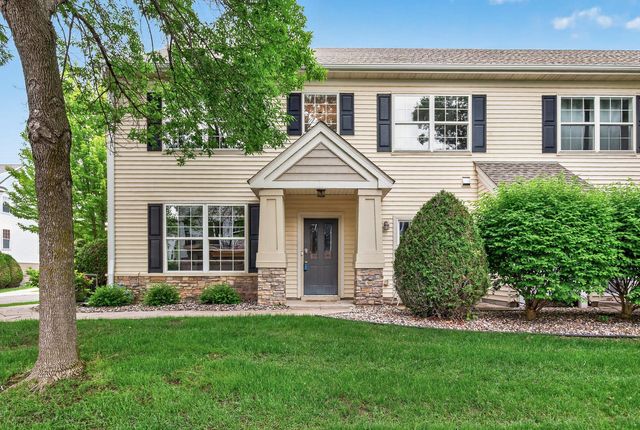 1994 Siefert Street, Chaska, MN 55318