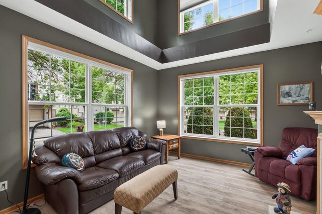 1994 Siefert Street, Chaska, MN 55318