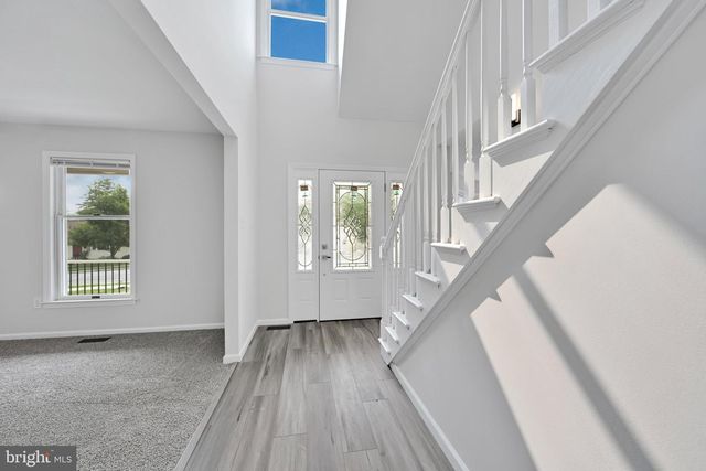 300 BECKLEY ST, Wernersville, PA 19565