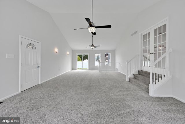 300 BECKLEY ST, Wernersville, PA 19565