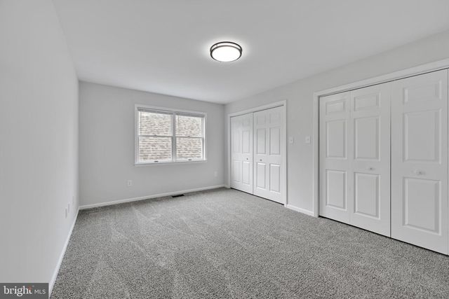 300 BECKLEY ST, Wernersville, PA 19565
