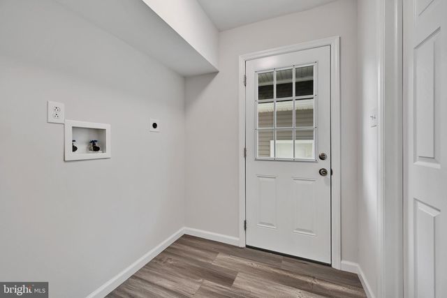 300 BECKLEY ST, Wernersville, PA 19565