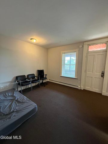 72 Grand Street, Albany, NY 12202