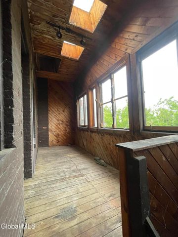 72 Grand Street, Albany, NY 12202