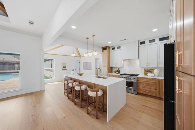 5818 Glen Heather Drive, Dallas, TX 75252