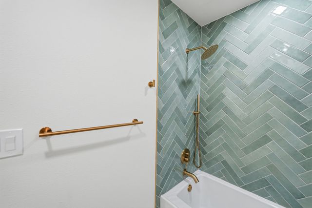 5818 Glen Heather Drive, Dallas, TX 75252