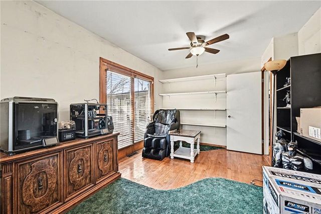 815 Denney Lane, Leavenworth, KS 66048