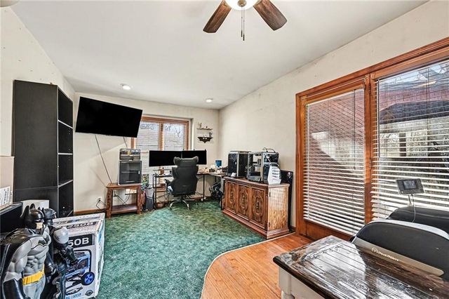 815 Denney Lane, Leavenworth, KS 66048