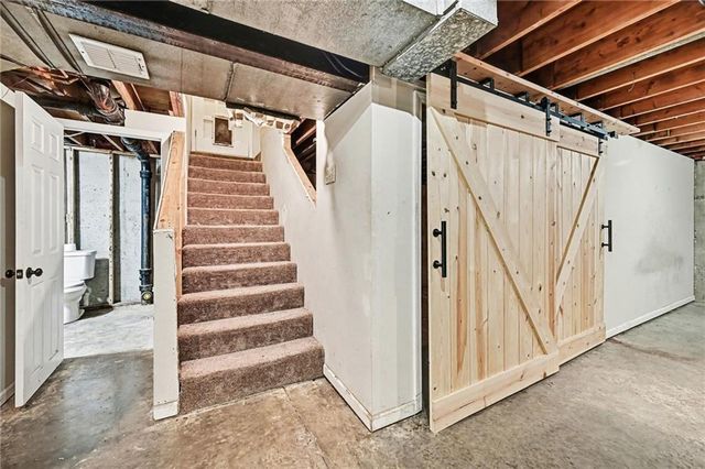815 Denney Lane, Leavenworth, KS 66048