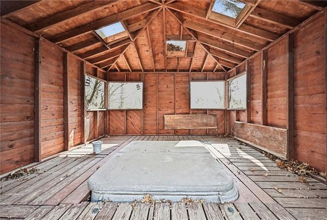 815 Denney Lane, Leavenworth, KS 66048