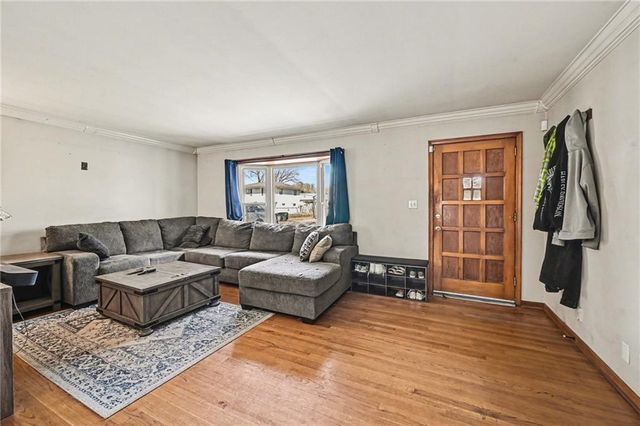 815 Denney Lane, Leavenworth, KS 66048