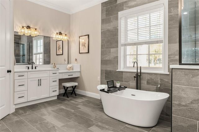 2201 ORM COURT, Oviedo, FL 32765