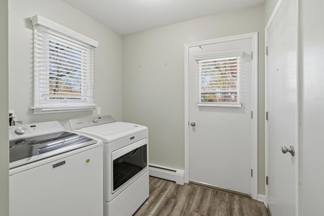 721 Piccadilly Road, Kalamazoo, MI 49006