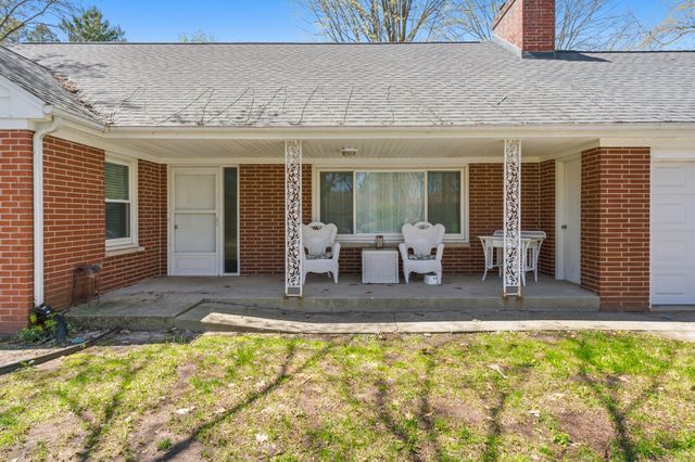 721 Piccadilly Road, Kalamazoo, MI 49006