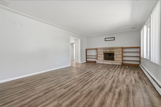 721 Piccadilly Road, Kalamazoo, MI 49006