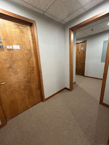 51 Sherman Hill Road A104, Woodbury, CT 06798