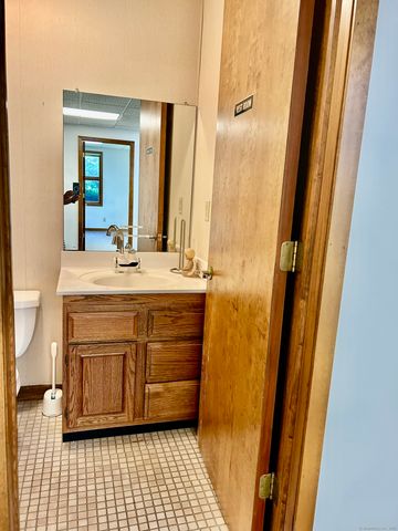 51 Sherman Hill Road A104, Woodbury, CT 06798