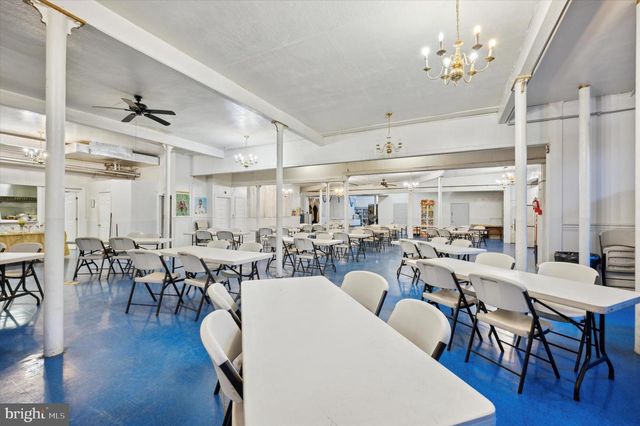 201-9 N 52ND ST, Philadelphia, PA 19139