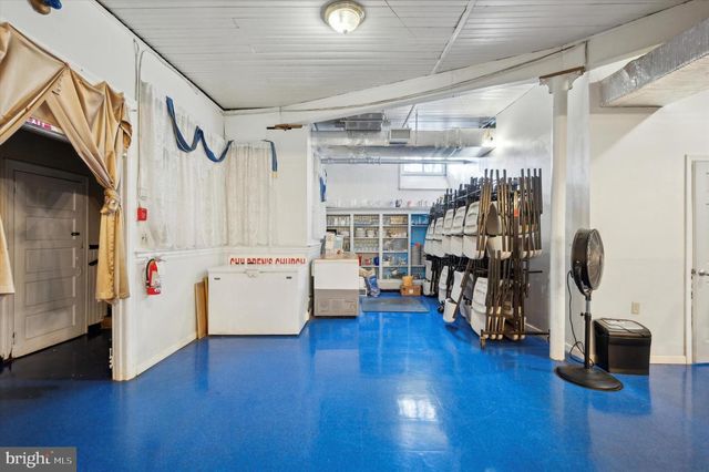 201-9 N 52ND ST, Philadelphia, PA 19139