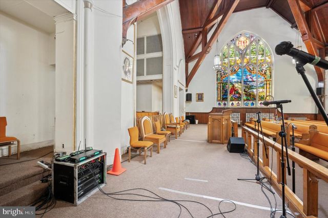 201-9 N 52ND ST, Philadelphia, PA 19139