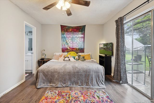312 LORI LYNN DR, Schertz, TX 78154