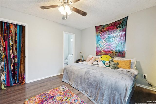 312 LORI LYNN DR, Schertz, TX 78154