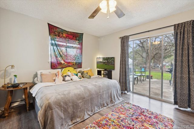 312 LORI LYNN DR, Schertz, TX 78154
